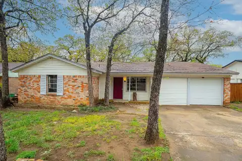 Woody, FOREST HILL, TX 76140
