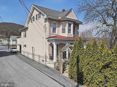 Chestnut, JIM THORPE, PA 18229