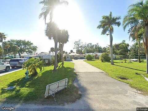 Winson, ENGLEWOOD, FL 34223