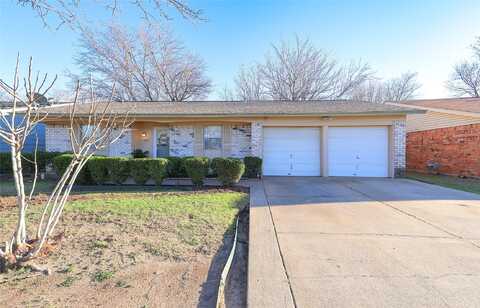 Royal Crest, FORT WORTH, TX 76140