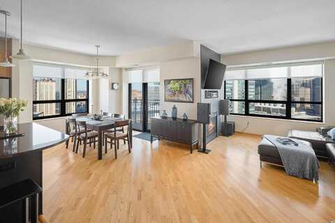 Grant, MINNEAPOLIS, MN 55404