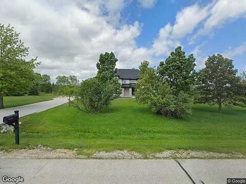 Twin Oaks, MEQUON, WI 53097