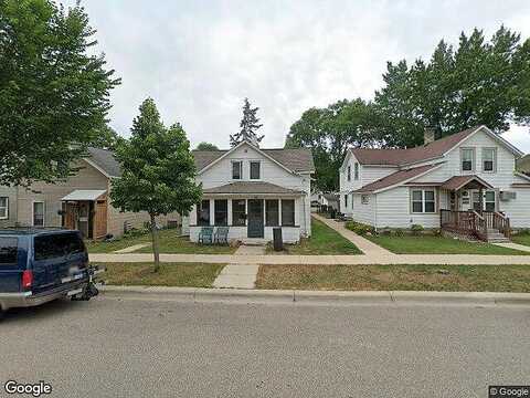 Maple, CHASKA, MN 55318