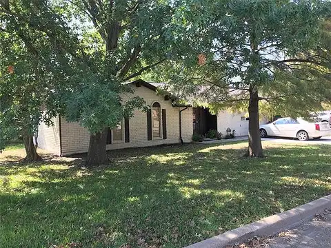 Linda, ROCKWALL, TX 75032