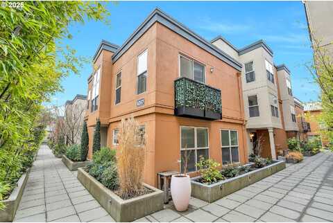 Carillion, HILLSBORO, OR 97124