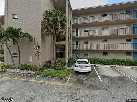 Bonnie, PALM SPRINGS, FL 33461