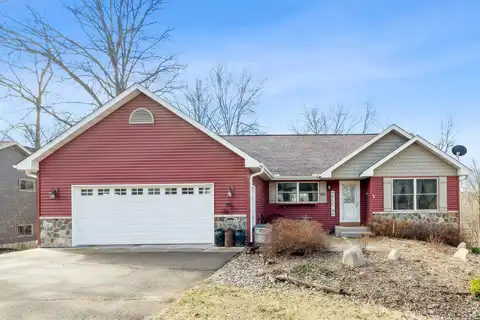 W821 Silver Fox Drive, Spring Valley, WI 54767