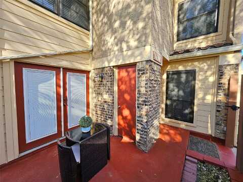 Madera Road #2, Cy, Irving, TX 75038