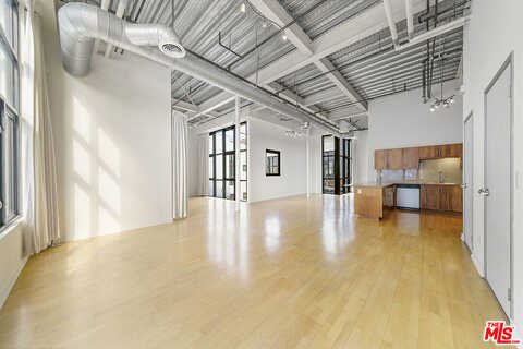 W 11Th Street #703, Los Angeles, CA 90015