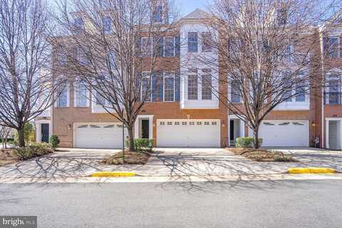 Clovet Dr, FAIRFAX, VA 22030
