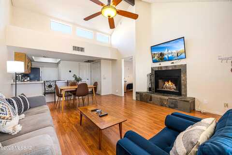 E River Road #G-88, Tucson, AZ 85718