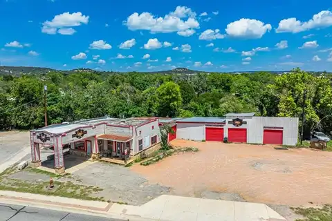 1700 Broadway, Kerrville, TX 78028
