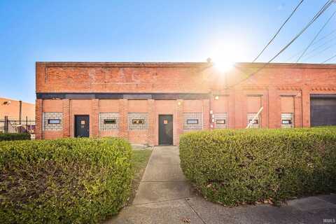 163 S Third Avenue, Evansville, IN 47708