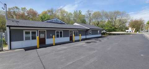 482 E Center St Unit 1, West Bridgewater, MA 02379