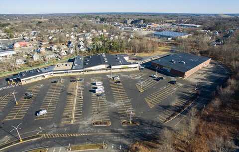 583 Centre St, Brockton, MA 02302