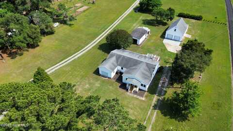 208 S End Road, Knotts Island, NC 27950