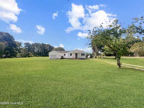 208 S End Road, Knotts Island, NC 27950
