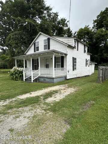 104 W Peterson Street, Edenton, NC 27932