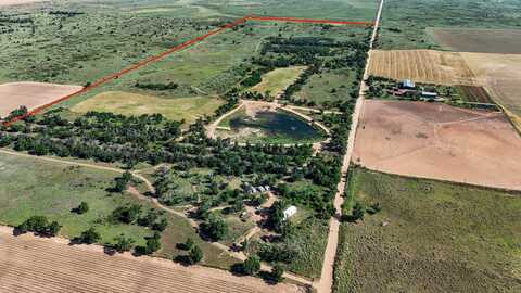 4431 CO RD 18, Clarendon, TX 79226