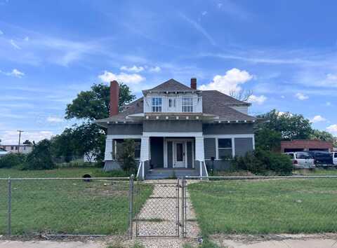 127 Ave F, Hereford, TX 79045