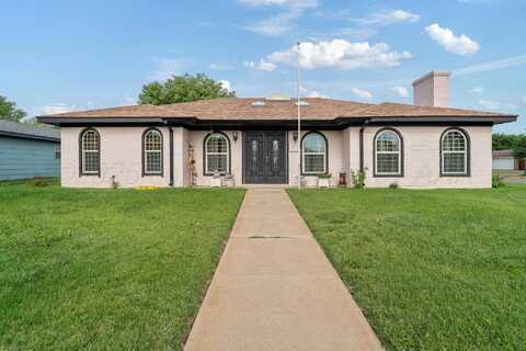 3100 PITTSBURG Street, Amarillo, TX 79103