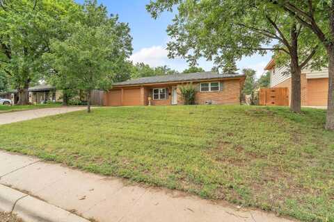 1421 Hillcrest Drive, Canyon, TX 79015