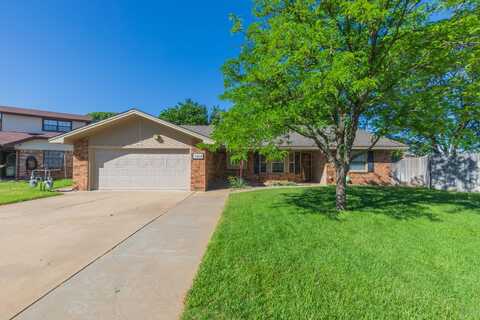 5404 WHILE A WAY Road, Amarillo, TX 79109
