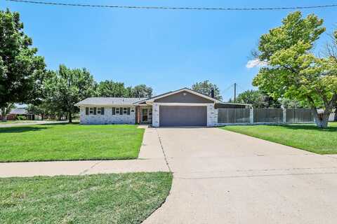 4328 SUMMIT Circle, Amarillo, TX 79109