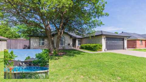 2611 N Dogwood Lane, Pampa, TX 79065