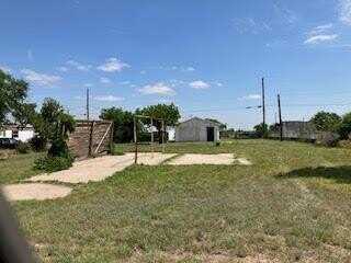 126 Las Vegas Drive, Fritch, TX 79036