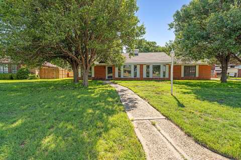 1604 Country Lane, Panhandle, TX 79068