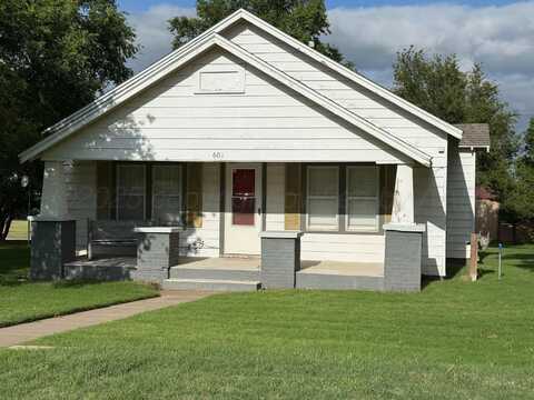 602 S Young Street, Follett, TX 79034
