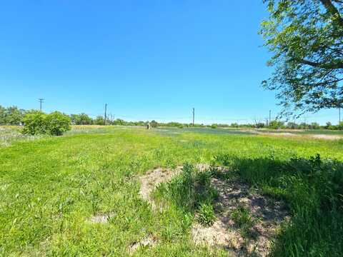 711 S Gray Street, Pampa, TX 79065