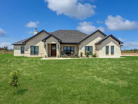 8775 County Line Road, Fritch, TX 79036