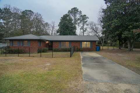 1803 S Maple Drive, Vidalia, GA 30474