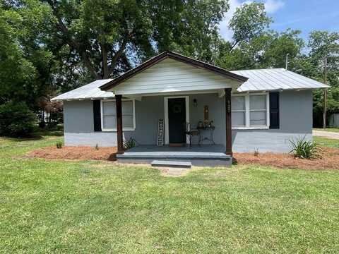 137 Main Street S, Smithville, GA 31787