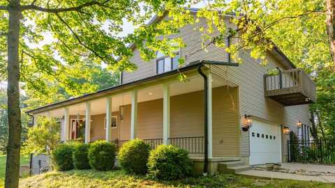 30 Farhills Dr, Athens, OH 45701