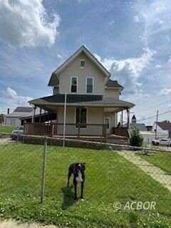 218 E Broadway St, Wellston, OH 45692