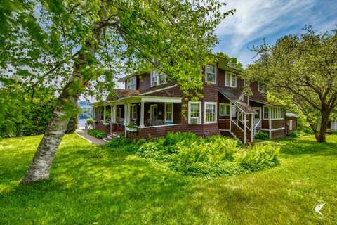 2350 Saranac Avenue, Lake Placid, NY 12946