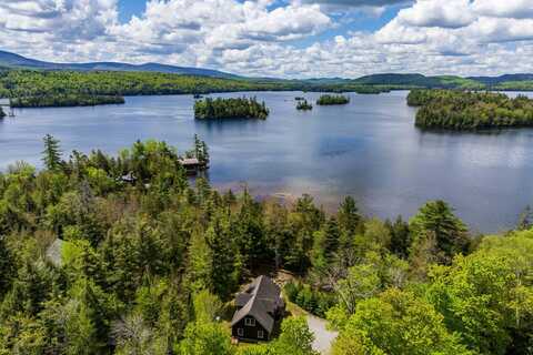 207 Maple Lodge Road, Blue Mountain Lake, NY 12812