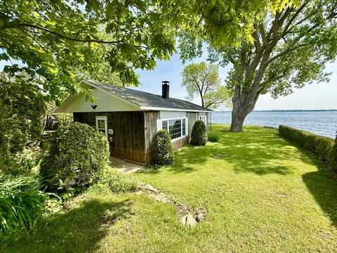 1366 Lake Shore Road, Chazy, NY 12921