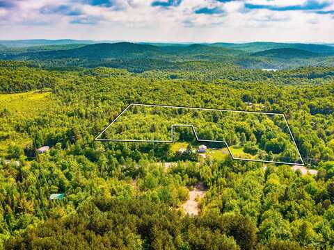 933,935 Oswegatchie Trail Road, Star Lake, NY 13690