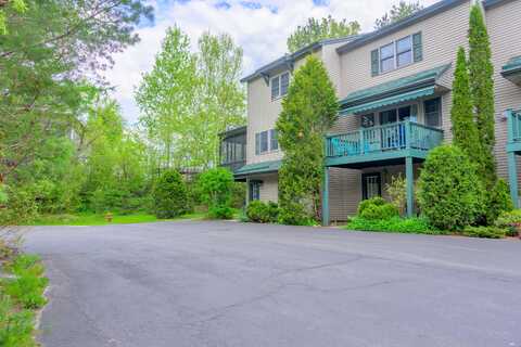33 Fir Way, Lake Placid, NY 12946