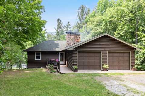 27 Cedar Way, Wilmington, NY 12997
