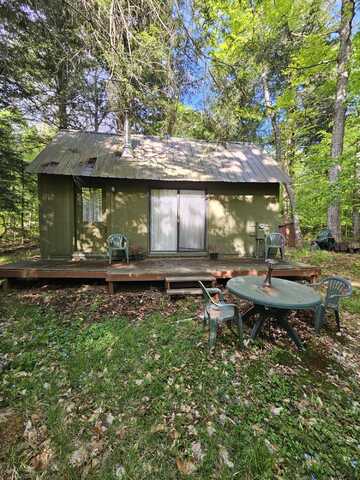 736 Bartlett Carry Road, Saranac Lake, NY 12983