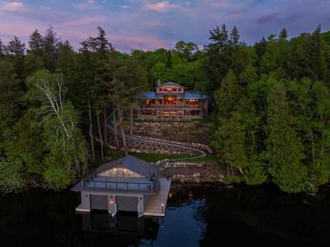 596 Mount Whitney Way, Lake Placid, NY 12946