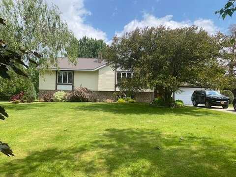 17 Stacy Road, Malone, NY 12953