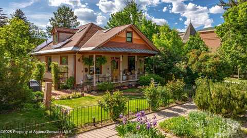 915 Colorado Avenue, Glenwood Springs, CO 81601