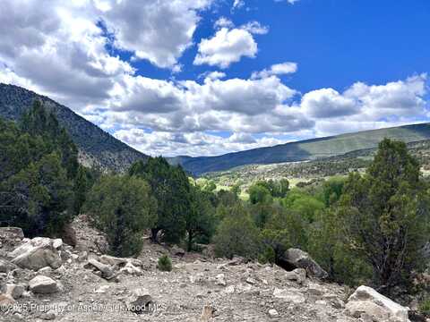 5621 Sweetwater Road, Gypsum, CO 81637