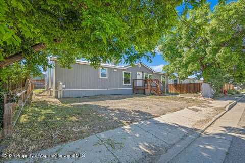 955 Sequoia Avenue, Craig, CO 81625